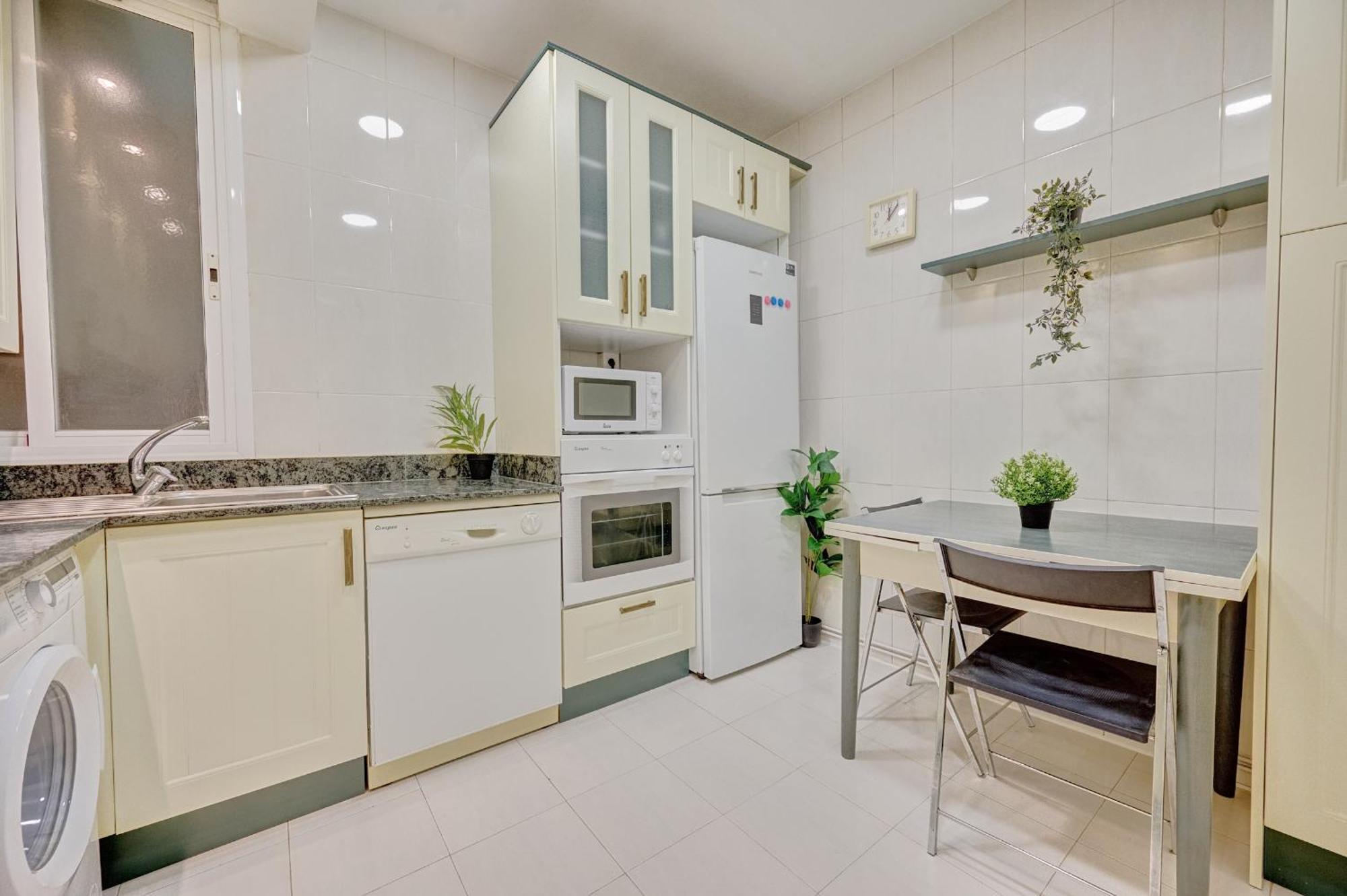 Apartamento Tempranillo Logrono By Clabao Екстериор снимка