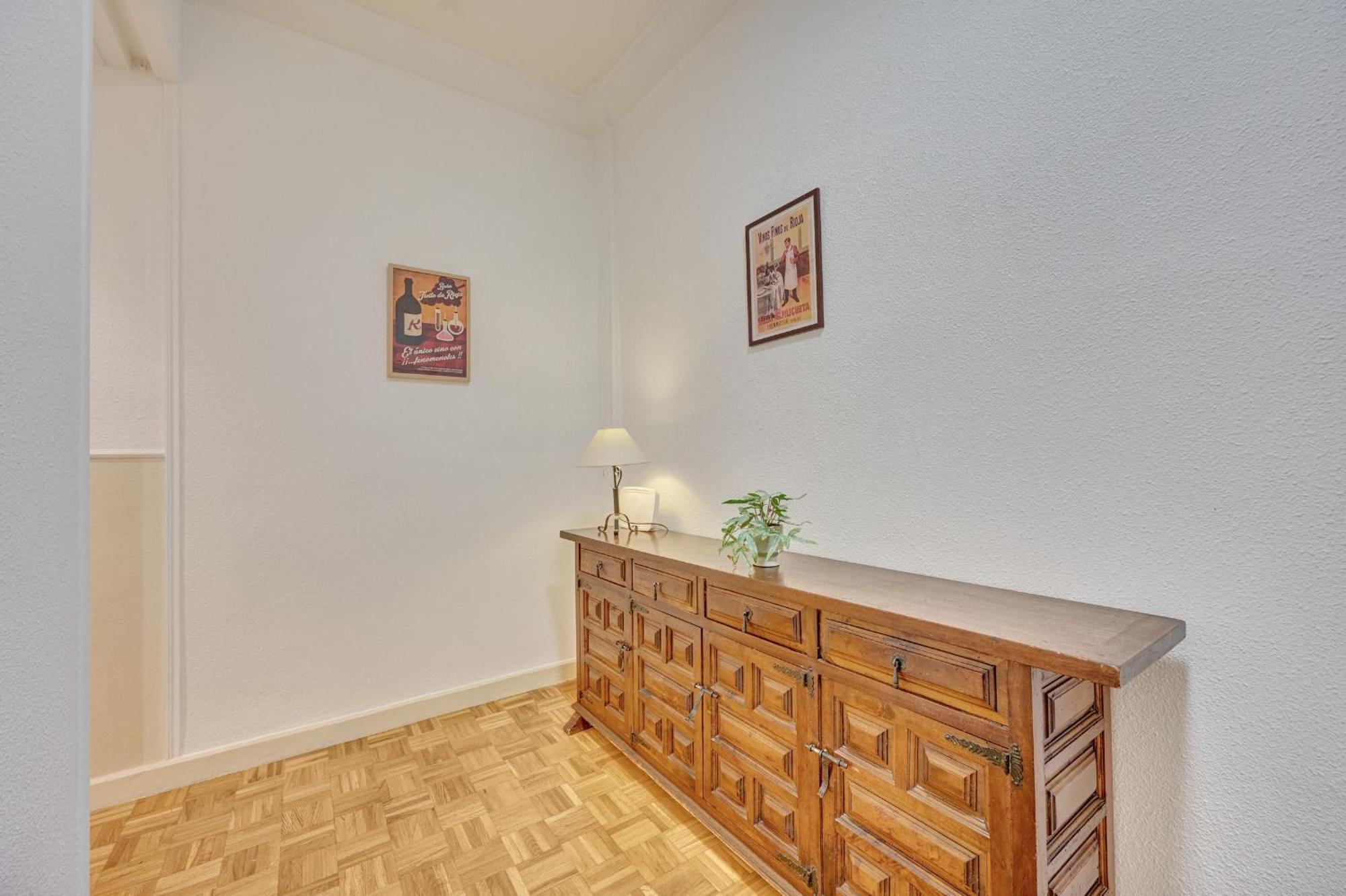 Apartamento Tempranillo Logrono By Clabao Екстериор снимка