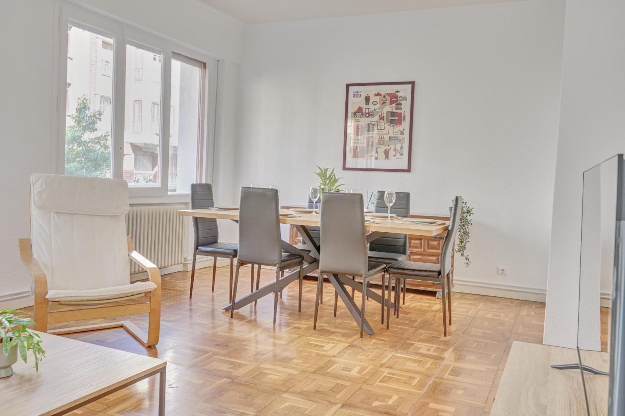 Apartamento Tempranillo Logrono By Clabao Екстериор снимка