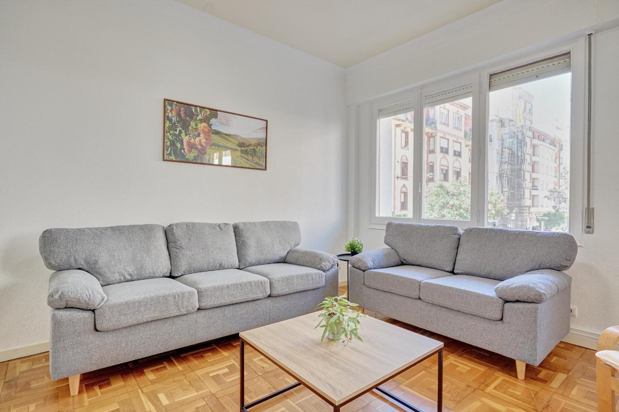 Apartamento Tempranillo Logrono By Clabao Екстериор снимка